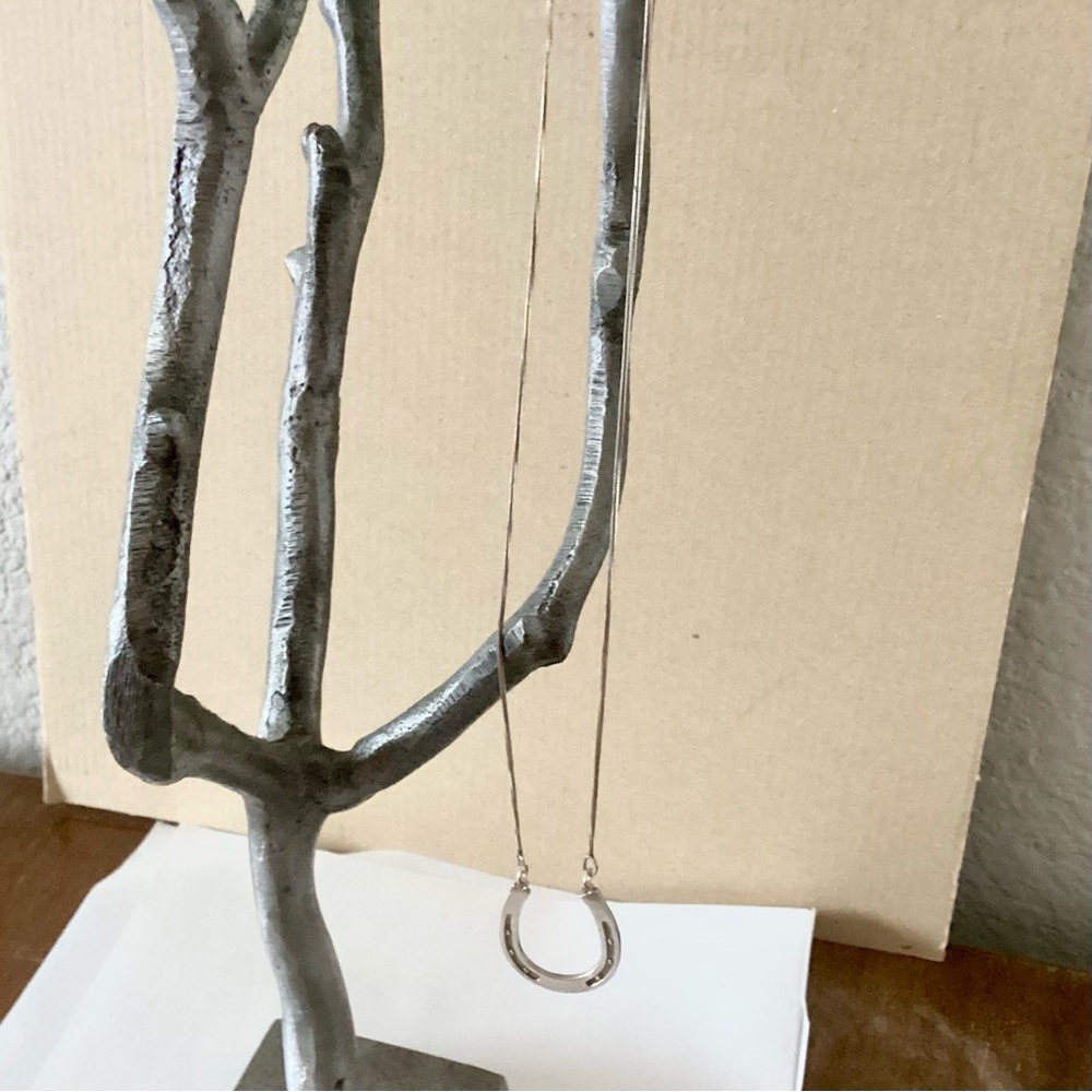 WTC- Horseshoe Necklace - Picture 7 of 7